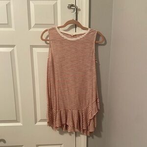 Sleeveless top, medium